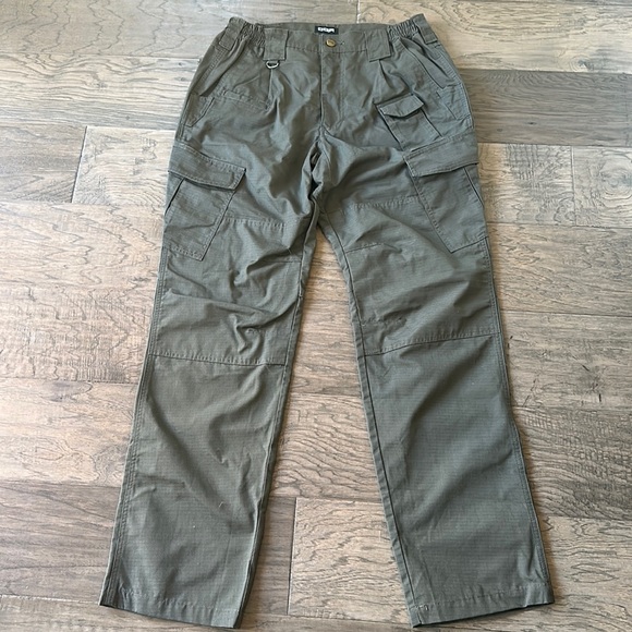 2 Pairs- CQR Men’s Tactical Pants-Water Repellent Ripstop Cargo Pants - Picture 2 of 12